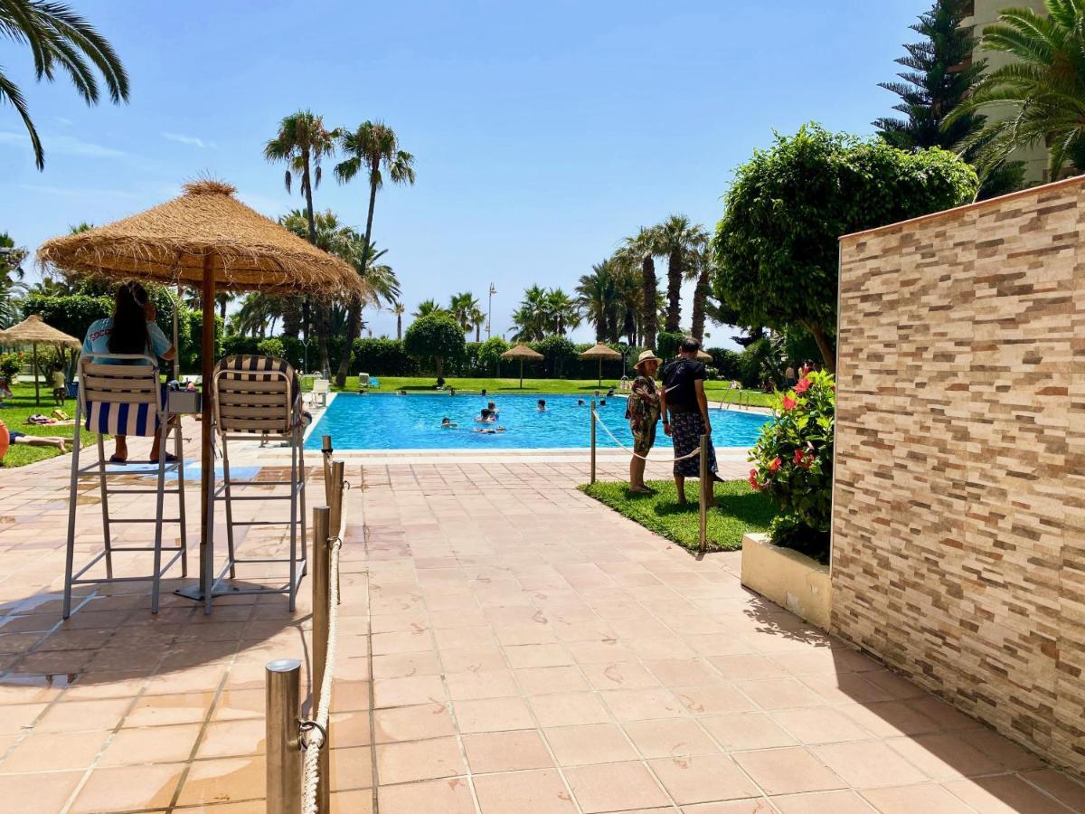 Genial Apartamento En 1A Linea De Playa Con Piscina 阿尔姆尼卡 外观 照片
