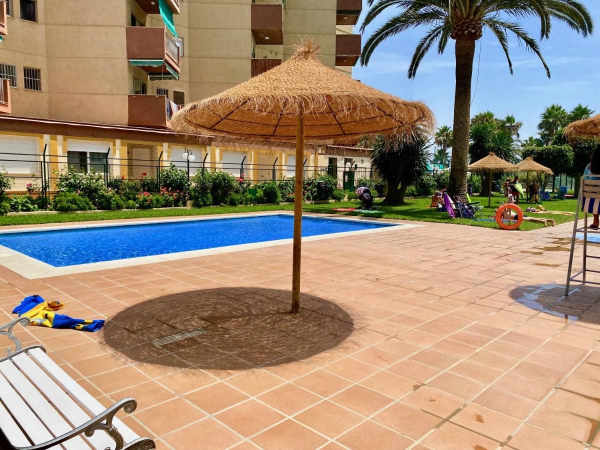Genial Apartamento En 1A Linea De Playa Con Piscina 阿尔姆尼卡 外观 照片